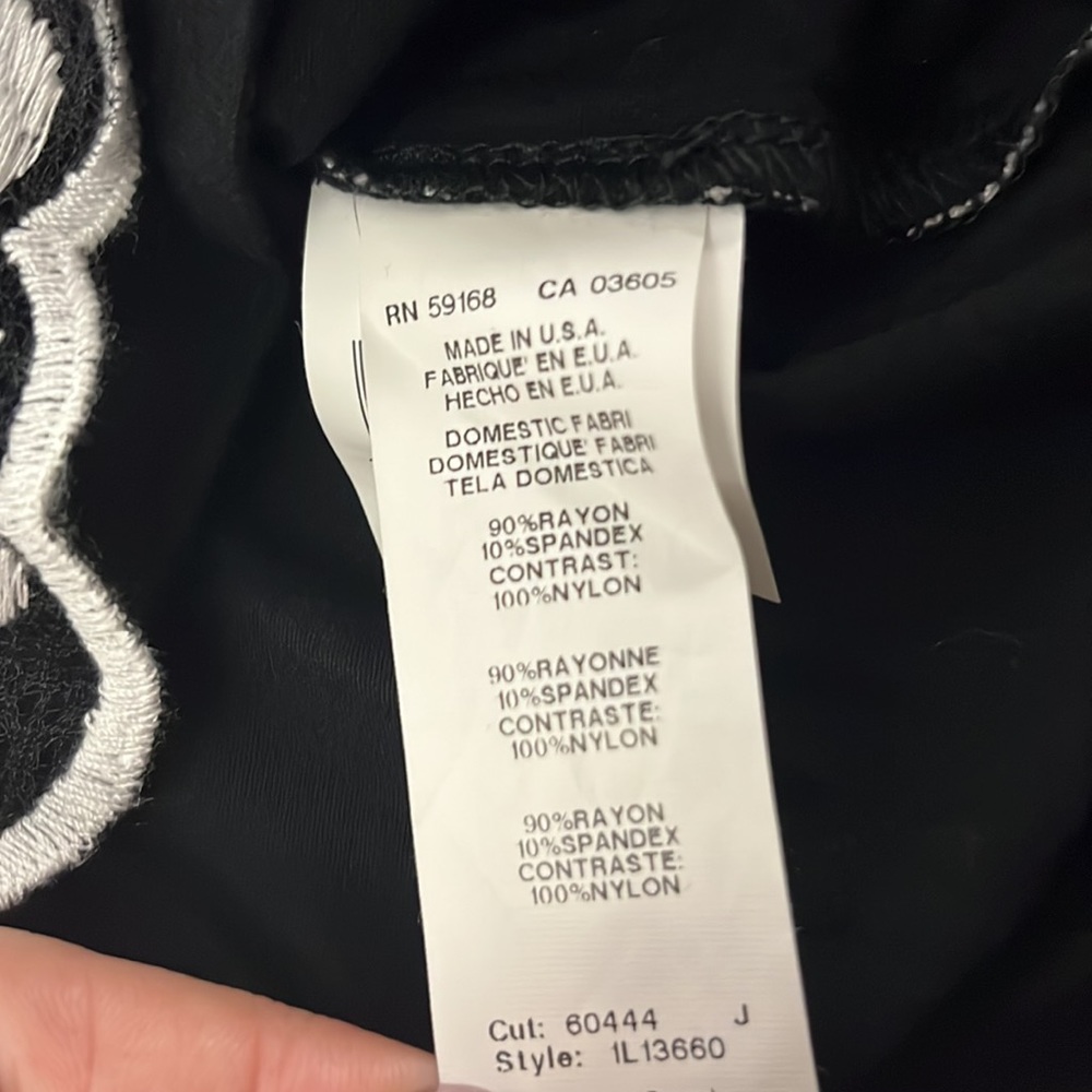 Karen Kane embroidered cold shoulder long sleeve blouse shirt top sz XL black - Picture 6 of 8